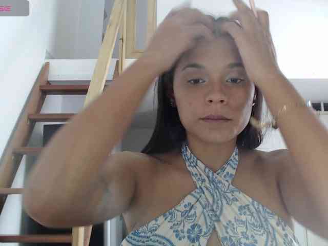 Kendra-018 webcam