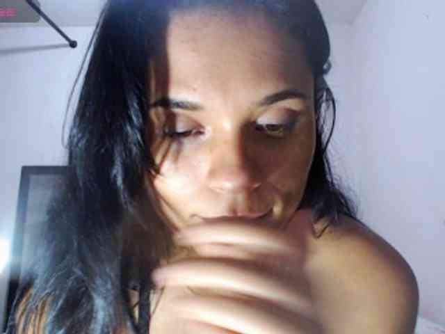 Kendra-018 webcam