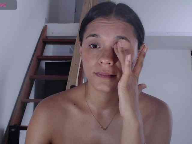 Kendra-018 webcam