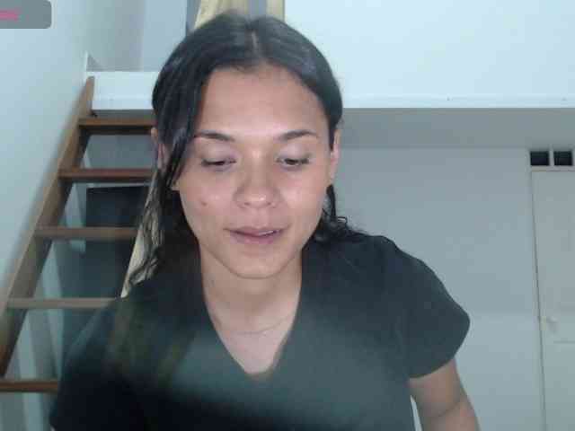 Kendra-018 webcam