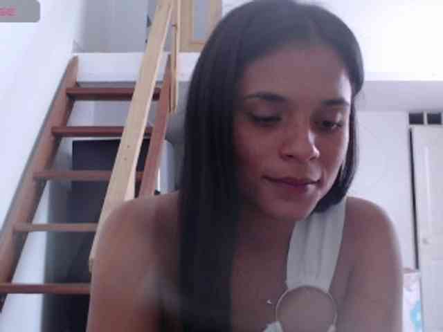 Kendra-018 webcam
