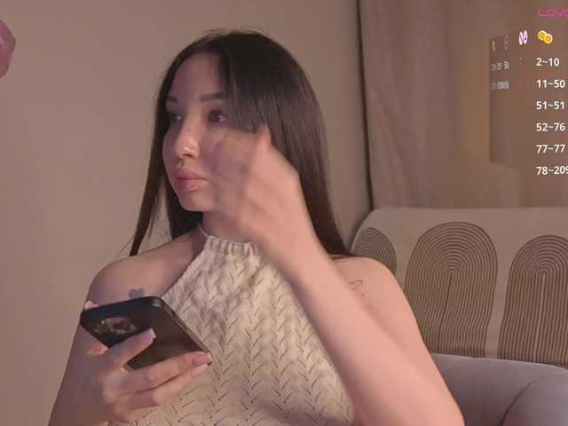 MiLaHHa's BongaCams show and profile