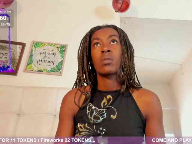 Caryn-Logan webcam