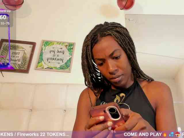 Caryn-Logan webcam