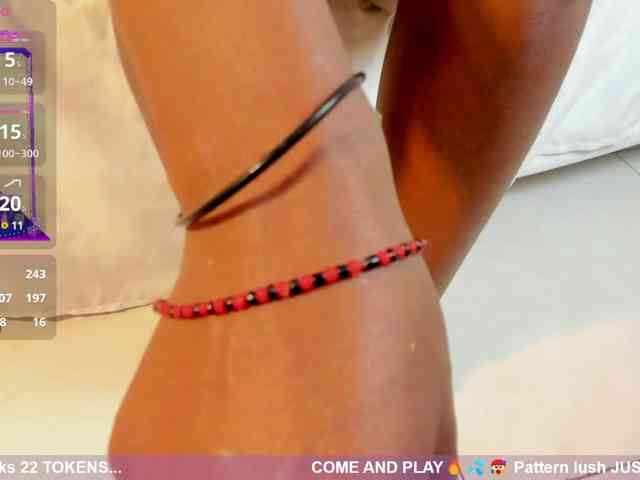 Caryn-Logan webcam