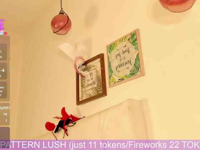 Caryn-Logan webcam