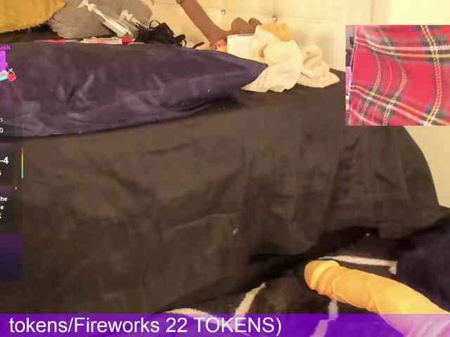 Caryn-Logan webcam