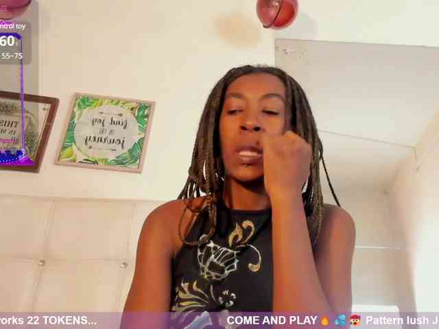 Caryn-Logan webcam