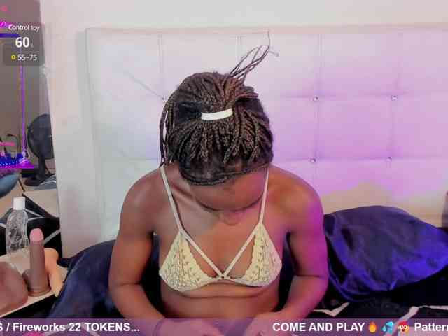 Caryn-Logan webcam
