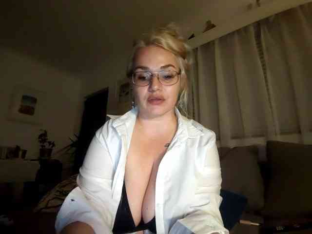 ThatSinfulMia webcam