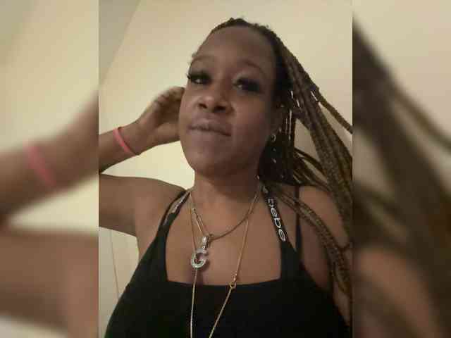 PrettyDoubleG webcam