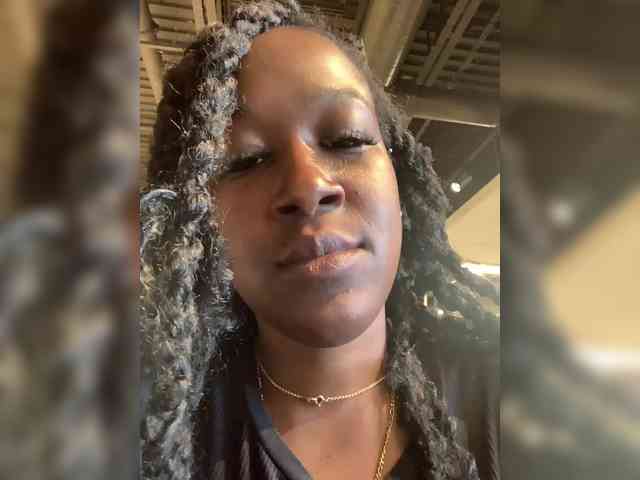 PrettyDoubleG webcam