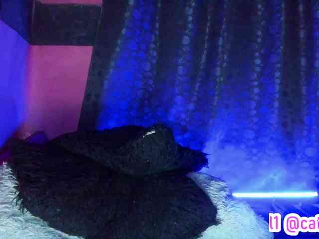 cata-anngel Live Webcam on BongaCams