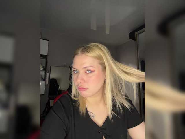 Preview of -domina_live-