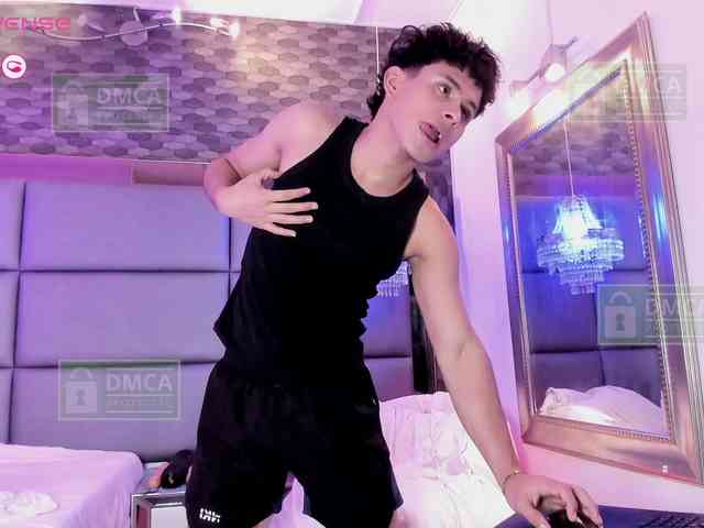 Jhonny-Blake Jhonny-Blake