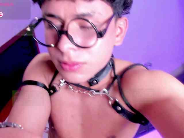 Jhonny-Blake Jhonny-Blake