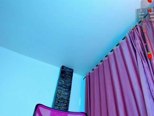 Brunette-Of-Your-Dreams