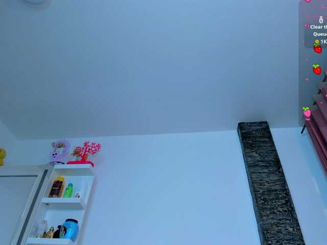 Brunette-Of-Your-Dreams