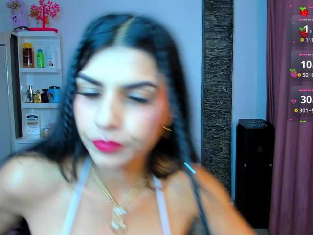 Brunette-Of-Your-Dreams's BongaCams show and profile