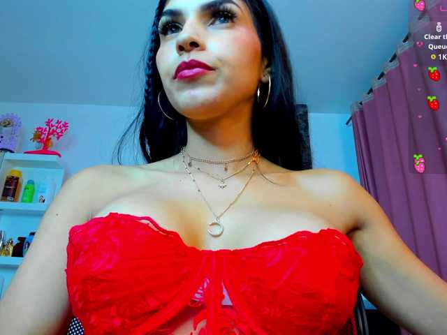 Brunette-Of-Your-Dreams's BongaCams show and profile