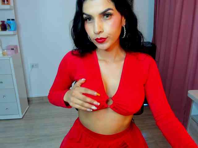 Brunette-Of-Your-Dreams