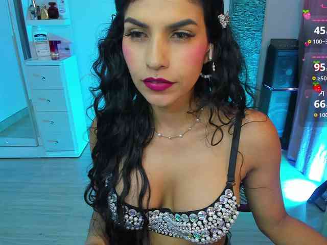 Brunette-Of-Your-Dreams