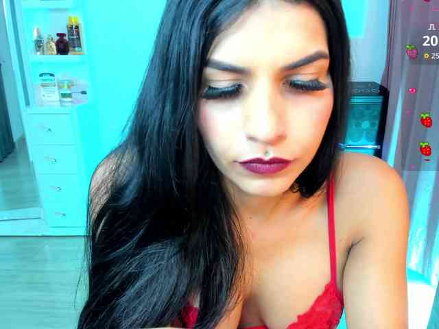 Brunette-Of-Your-Dreams