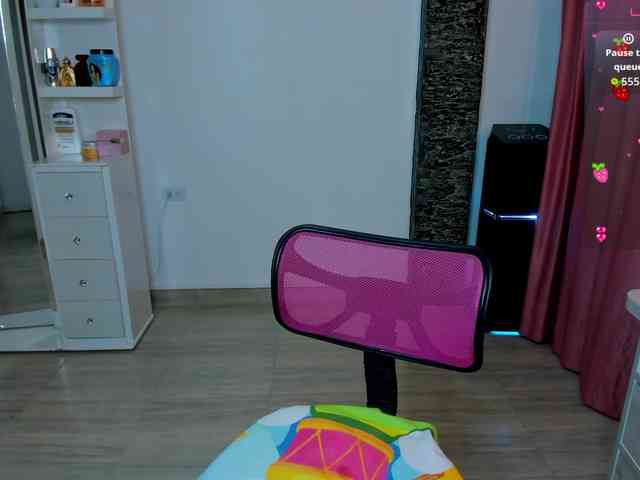 Brunette-Of-Your-Dreams