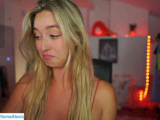 AlexisTexas18 webcam