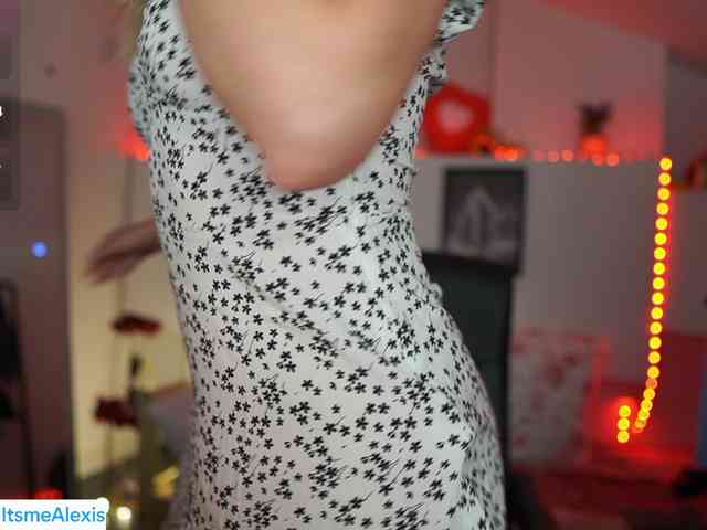 AlexisTexas18 webcam