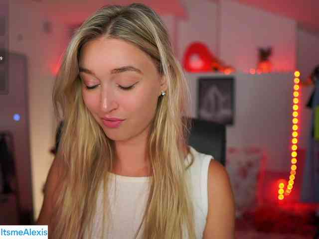 AlexisTexas18 webcam