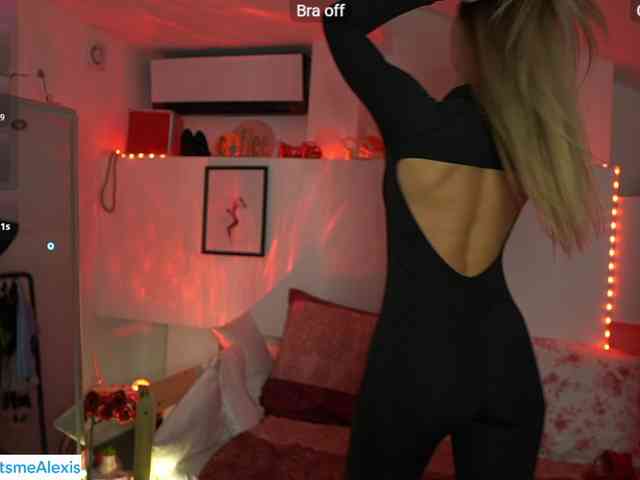 AlexisTexas18 webcam