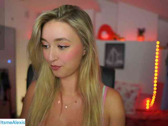 AlexisTexas18 webcam