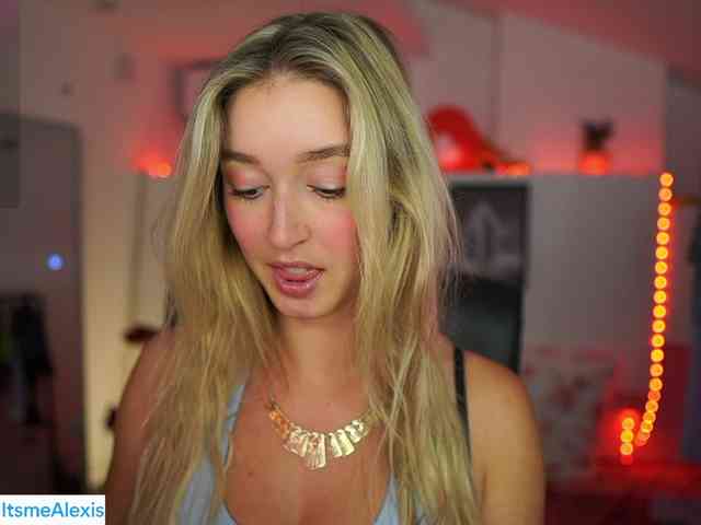 AlexisTexas18 webcam