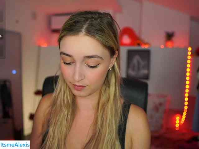 AlexisTexas18 webcam
