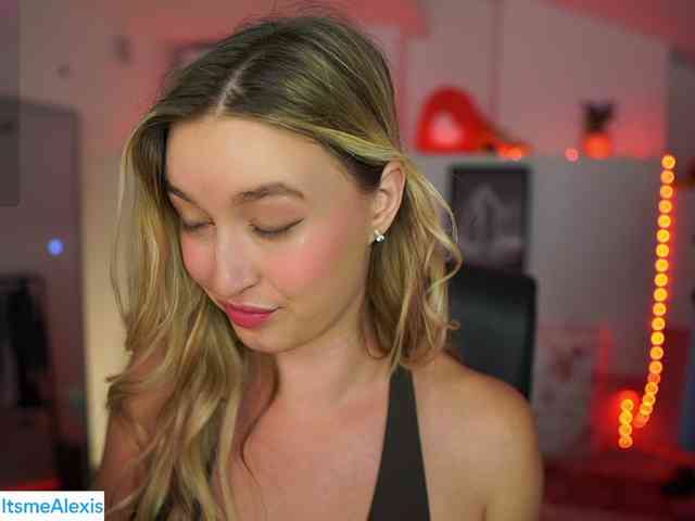 AlexisTexas18 webcam