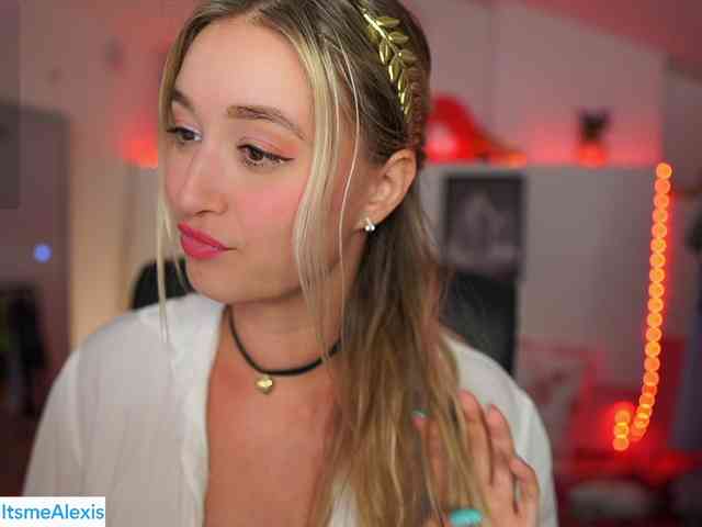 AlexisTexas18 webcam