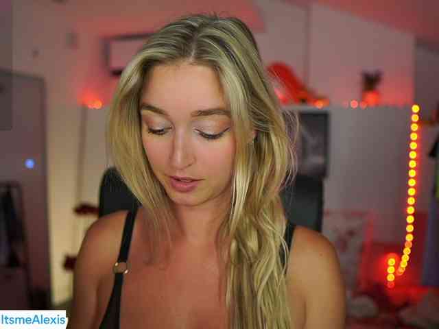 AlexisTexas18 webcam