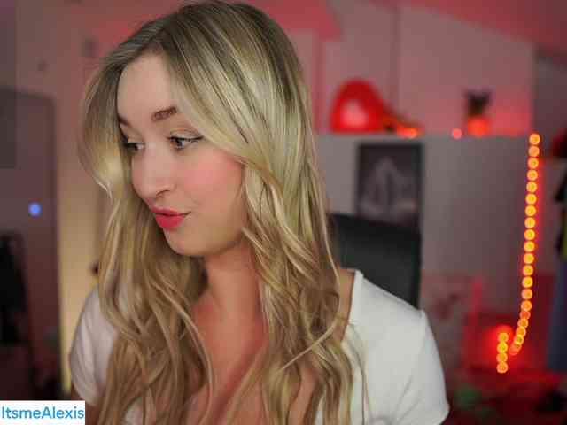 AlexisTexas18 webcam