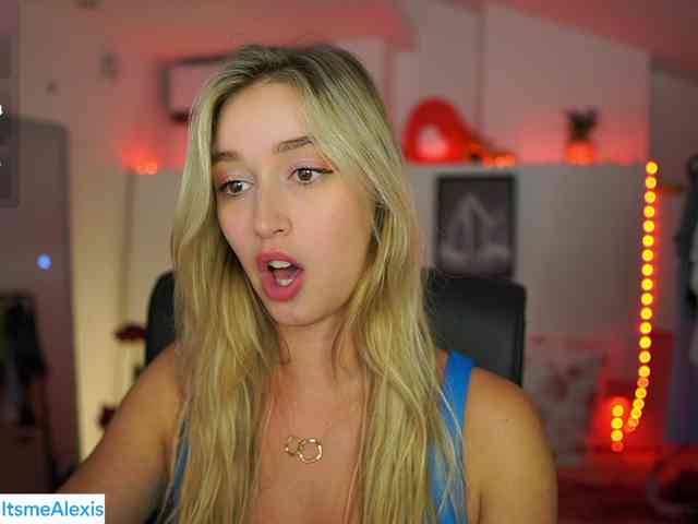 AlexisTexas18 webcam