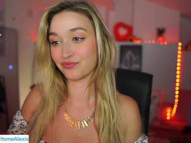 AlexisTexas18 webcam