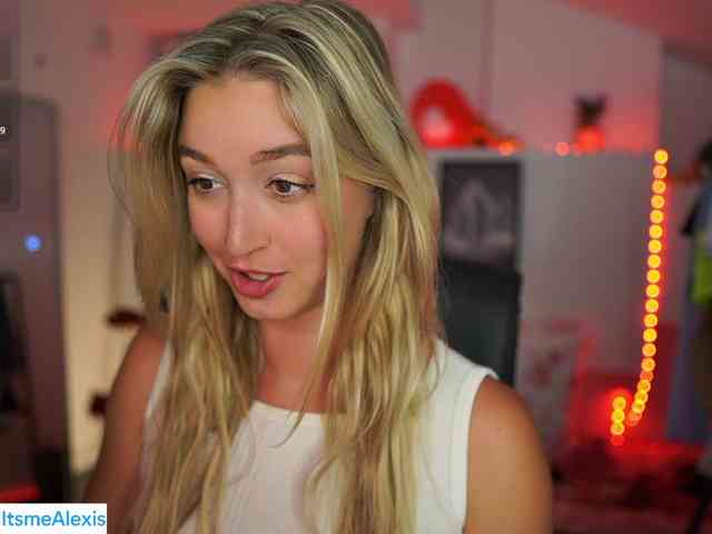 AlexisTexas18 webcam