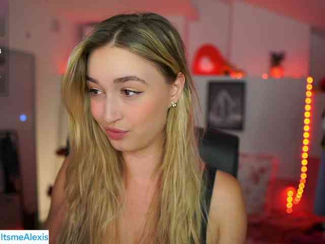AlexisTexas18 webcam