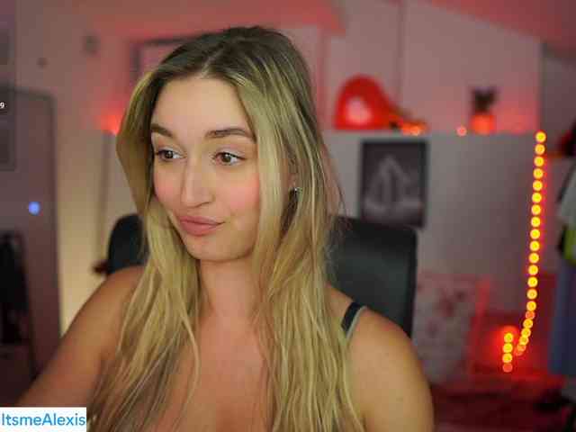 AlexisTexas18 webcam