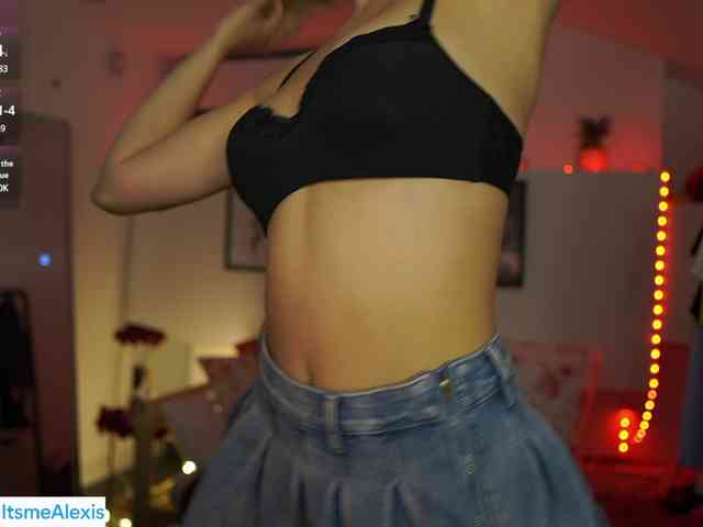 AlexisTexas18 webcam