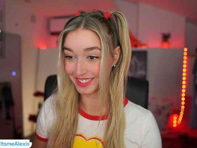 AlexisTexas18 webcam