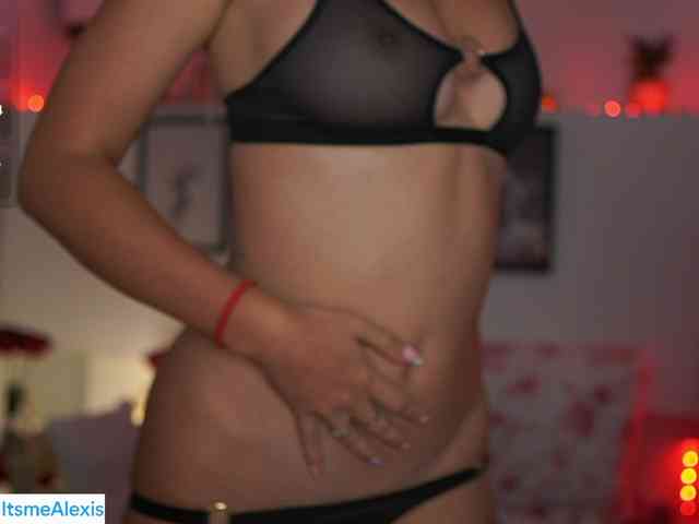 AlexisTexas18 webcam