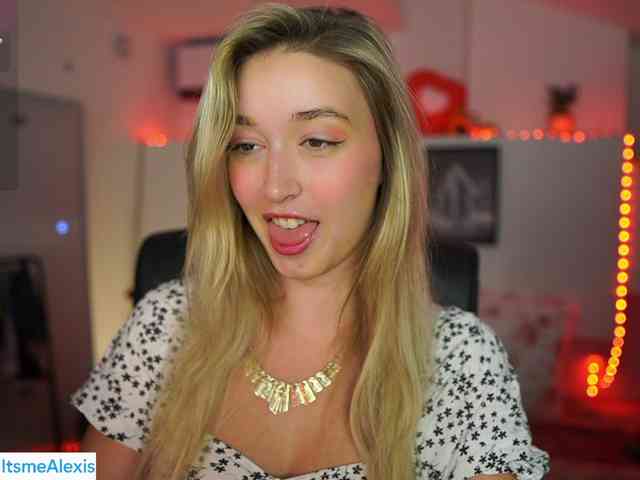 AlexisTexas18 webcam