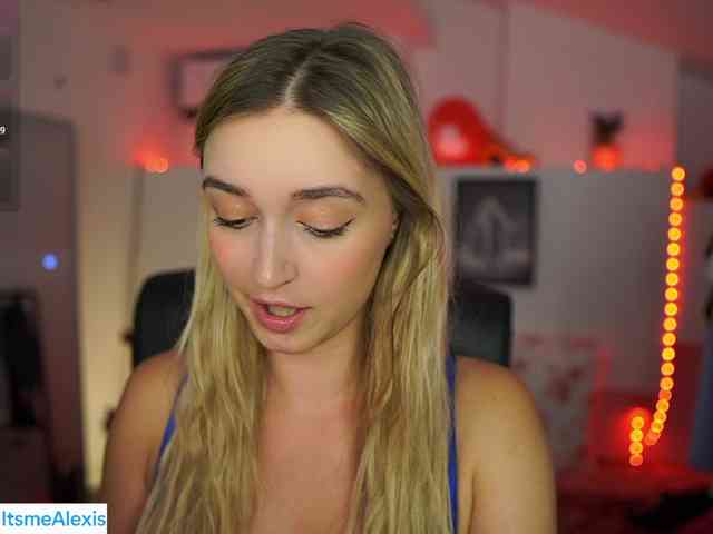 AlexisTexas18 webcam