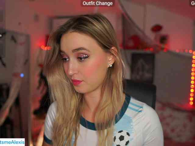 AlexisTexas18 webcam